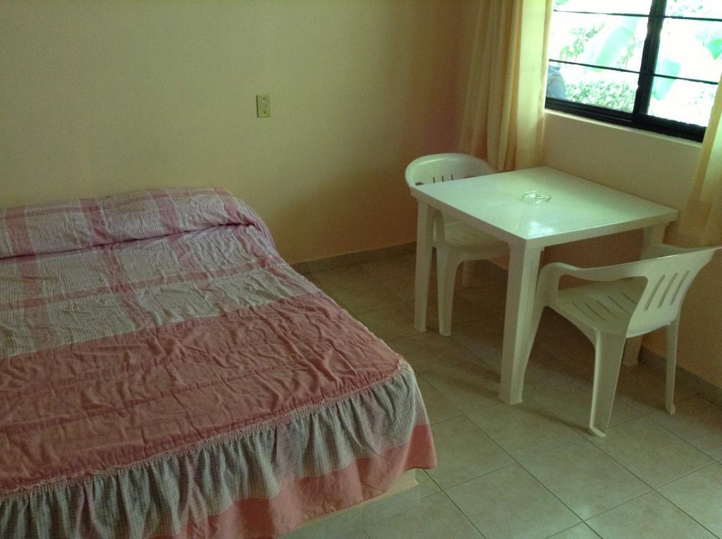 Hotel Tecozautla Luaran gambar